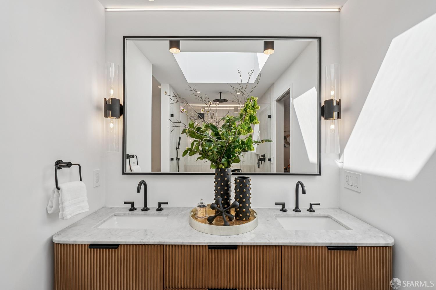 Detail Gallery Image 32 of 79 For 1827 33rd Ave, San Francisco,  CA 94122 - 4 Beds | 4 Baths