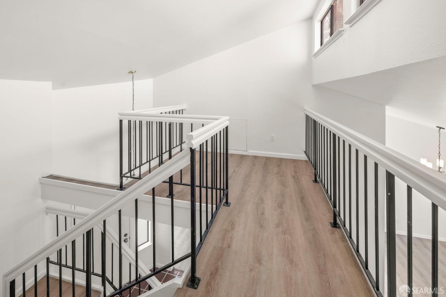 Detail Gallery Image 19 of 34 For 86 Crystal Cir, Hercules,  CA 94547 - 2 Beds | 2 Baths