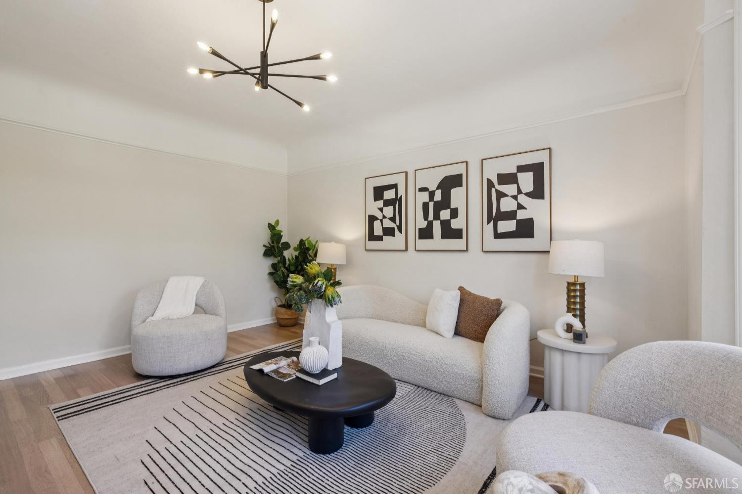 Photo #9: 425073362 Listing: Photo #9