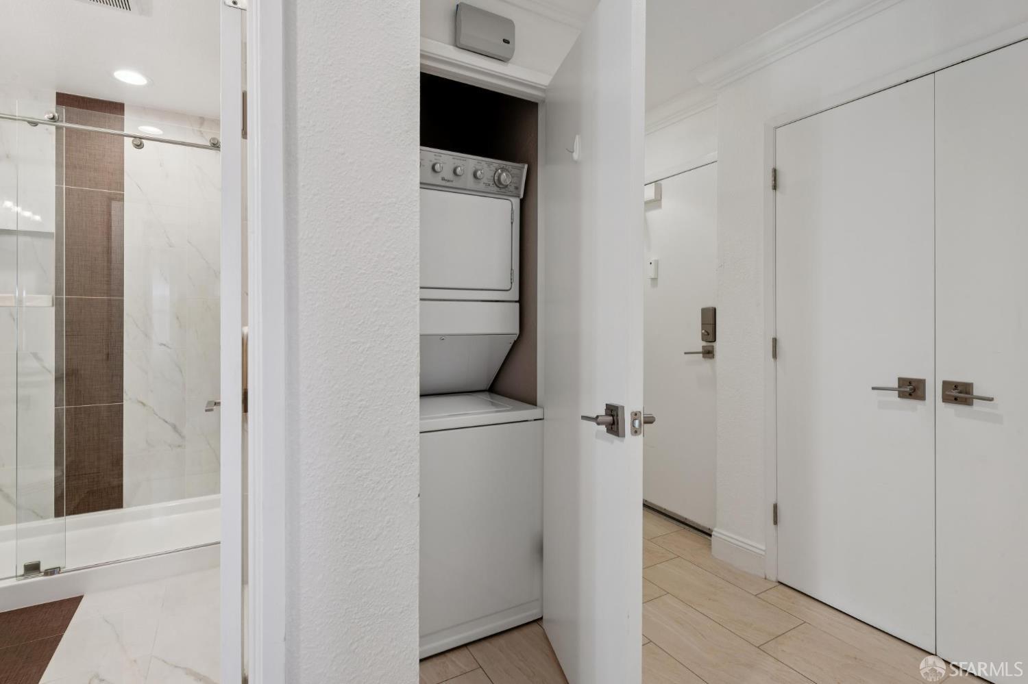 Detail Gallery Image 12 of 16 For 1945 Washington St #506,  San Francisco,  CA 94109 - 2 Beds | 2 Baths