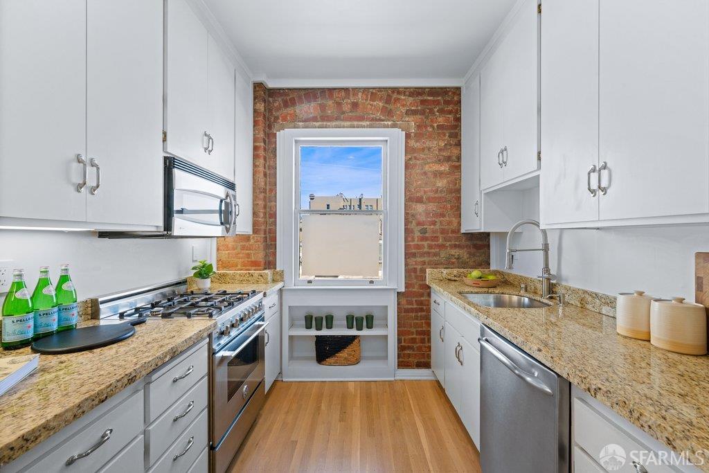 Photo #7: 426115967 Listing: Photo #7