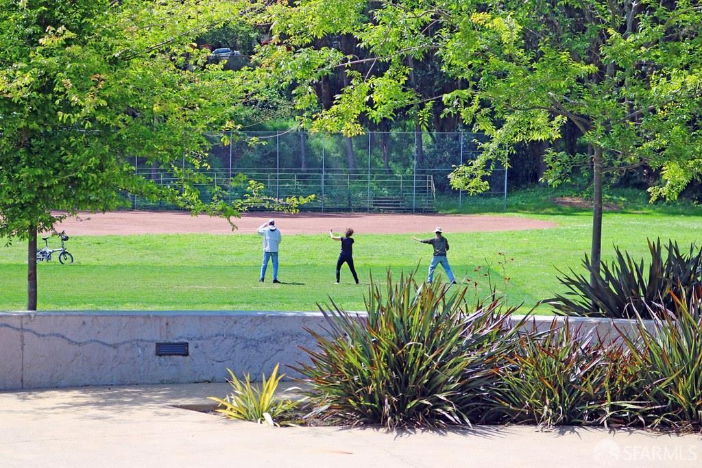Detail Gallery Image 24 of 29 For 527 Congo St, San Francisco,  CA 94131 - 2 Beds | 1 Baths