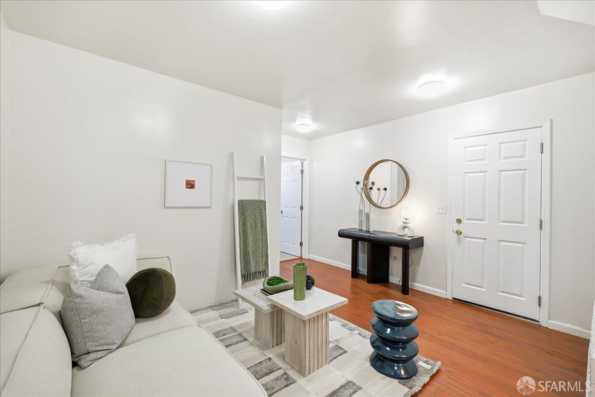 Detail Gallery Image 43 of 60 For 104 Dorado Ter, San Francisco,  CA 94112 - 5 Beds | 3/1 Baths