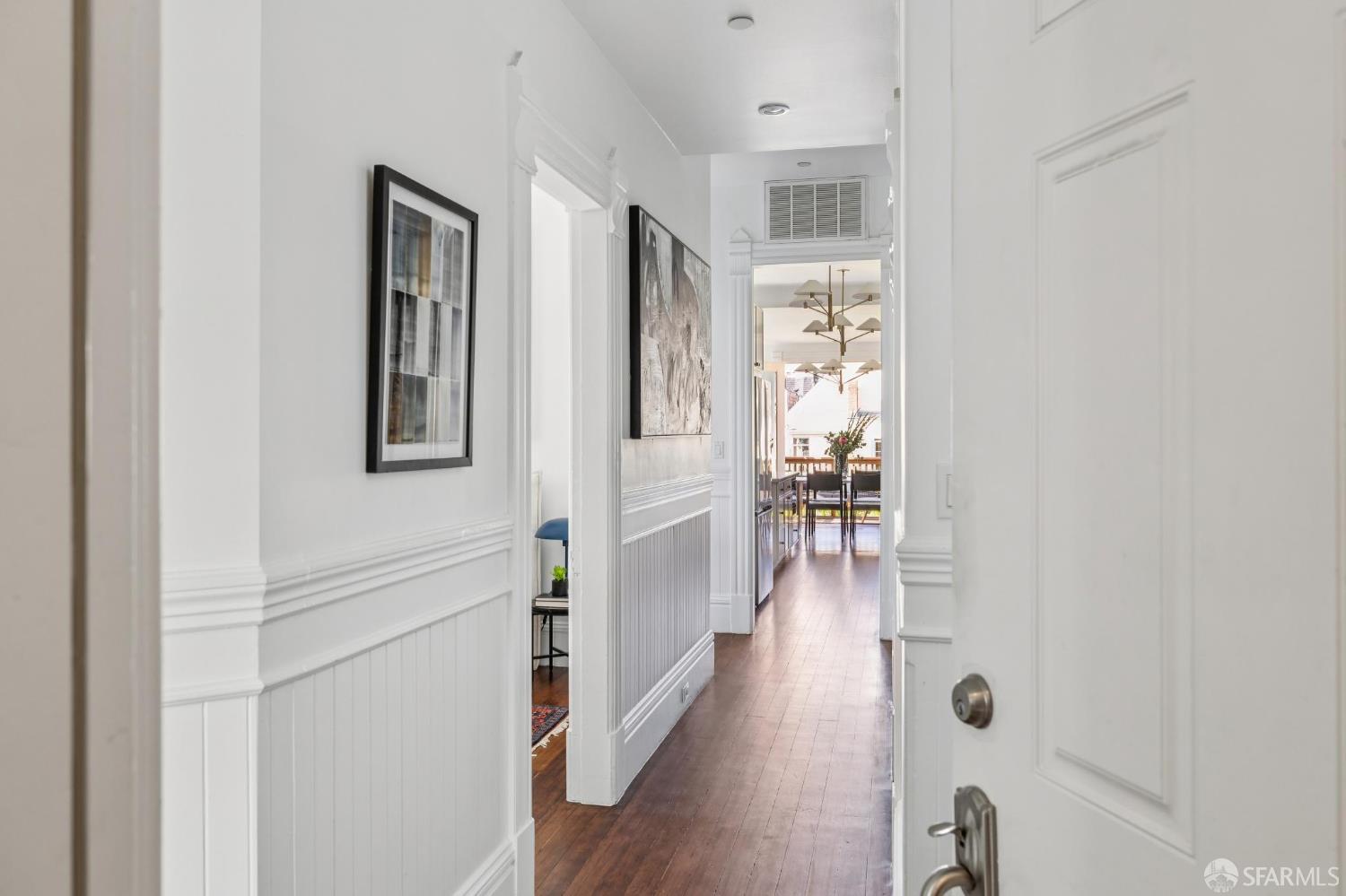 Photo #3: 426116036 Listing: Photo #3