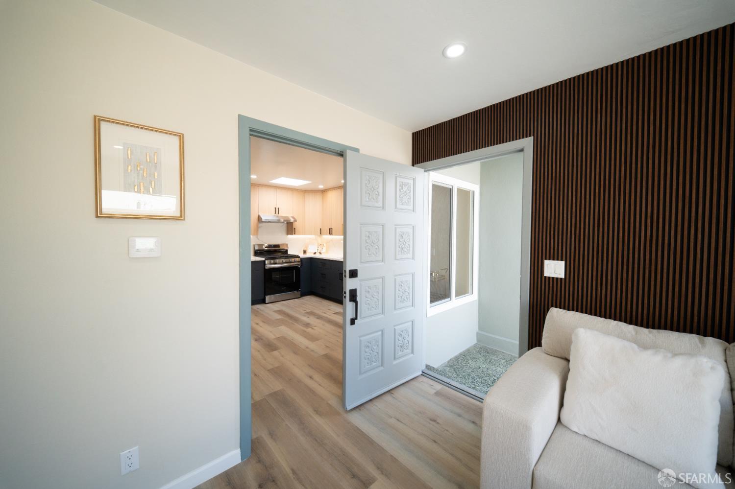 Detail Gallery Image 15 of 59 For 239 Sawyer St, San Francisco,  CA 94134 - 2 Beds | 1 Baths