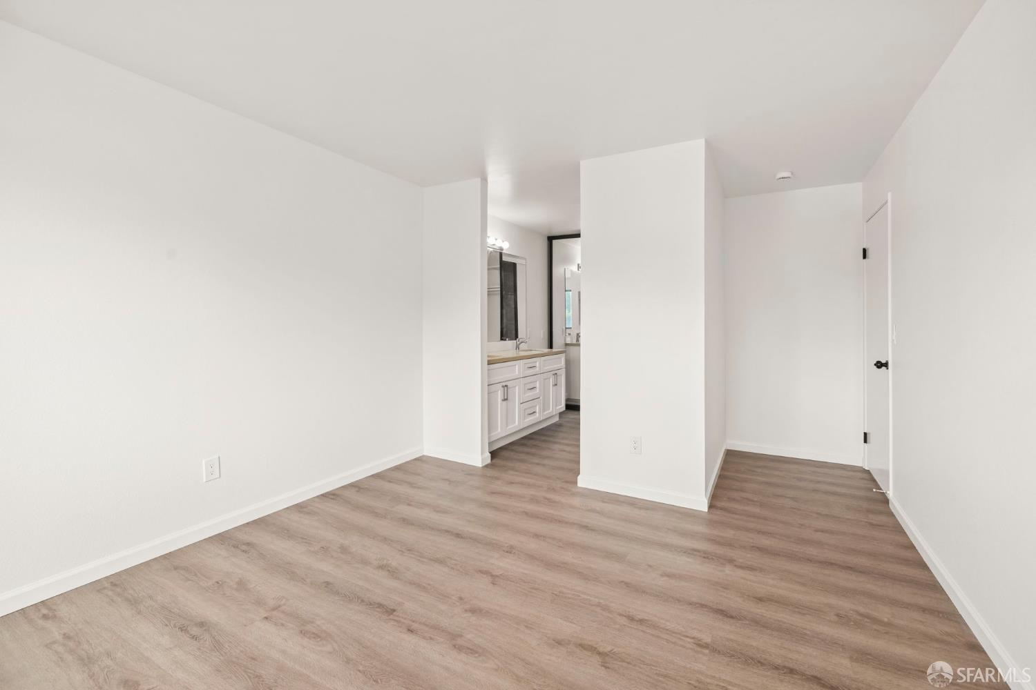 Detail Gallery Image 22 of 34 For 86 Crystal Cir, Hercules,  CA 94547 - 2 Beds | 2 Baths