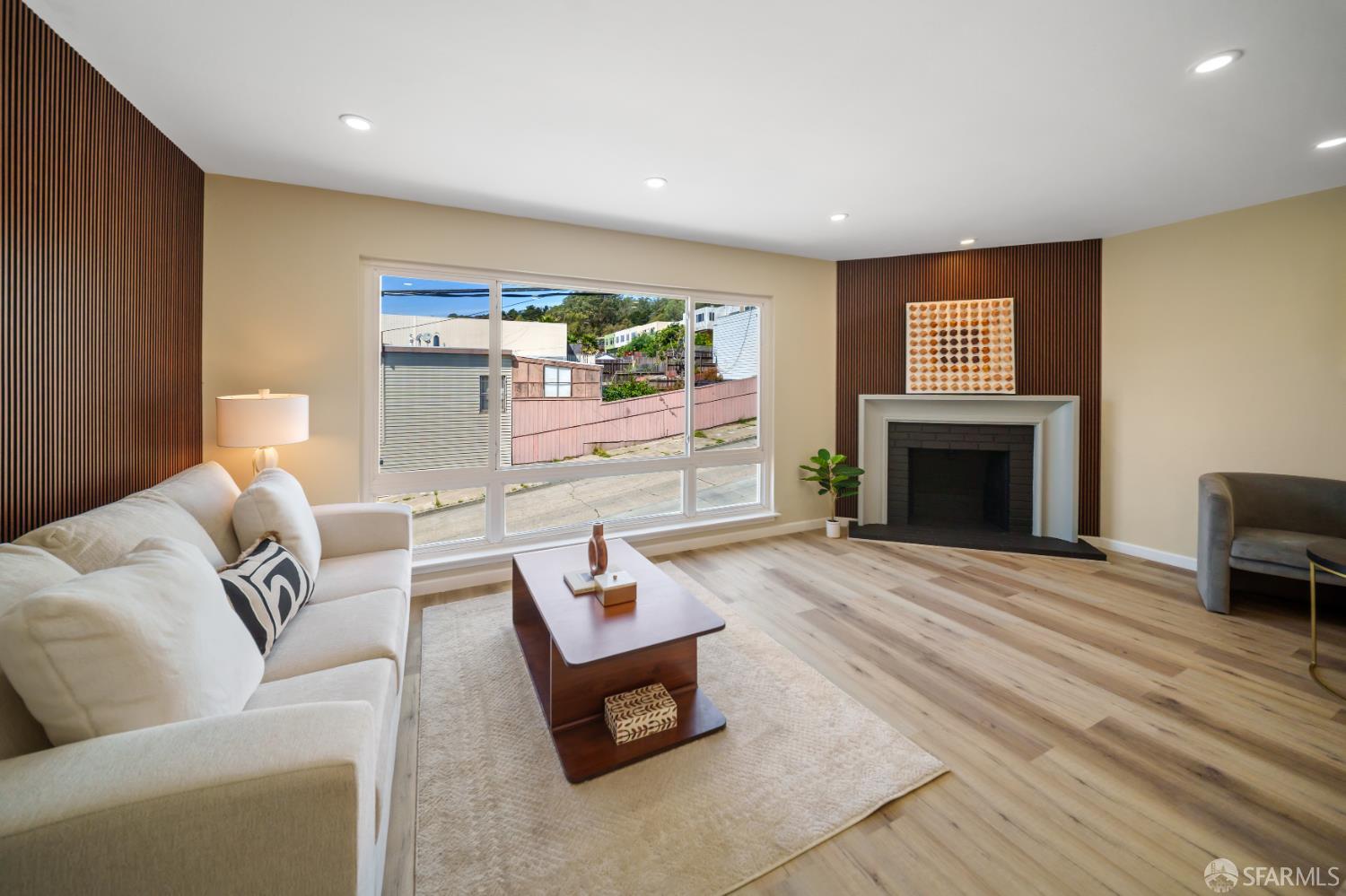 Detail Gallery Image 17 of 59 For 239 Sawyer St, San Francisco,  CA 94134 - 2 Beds | 1 Baths