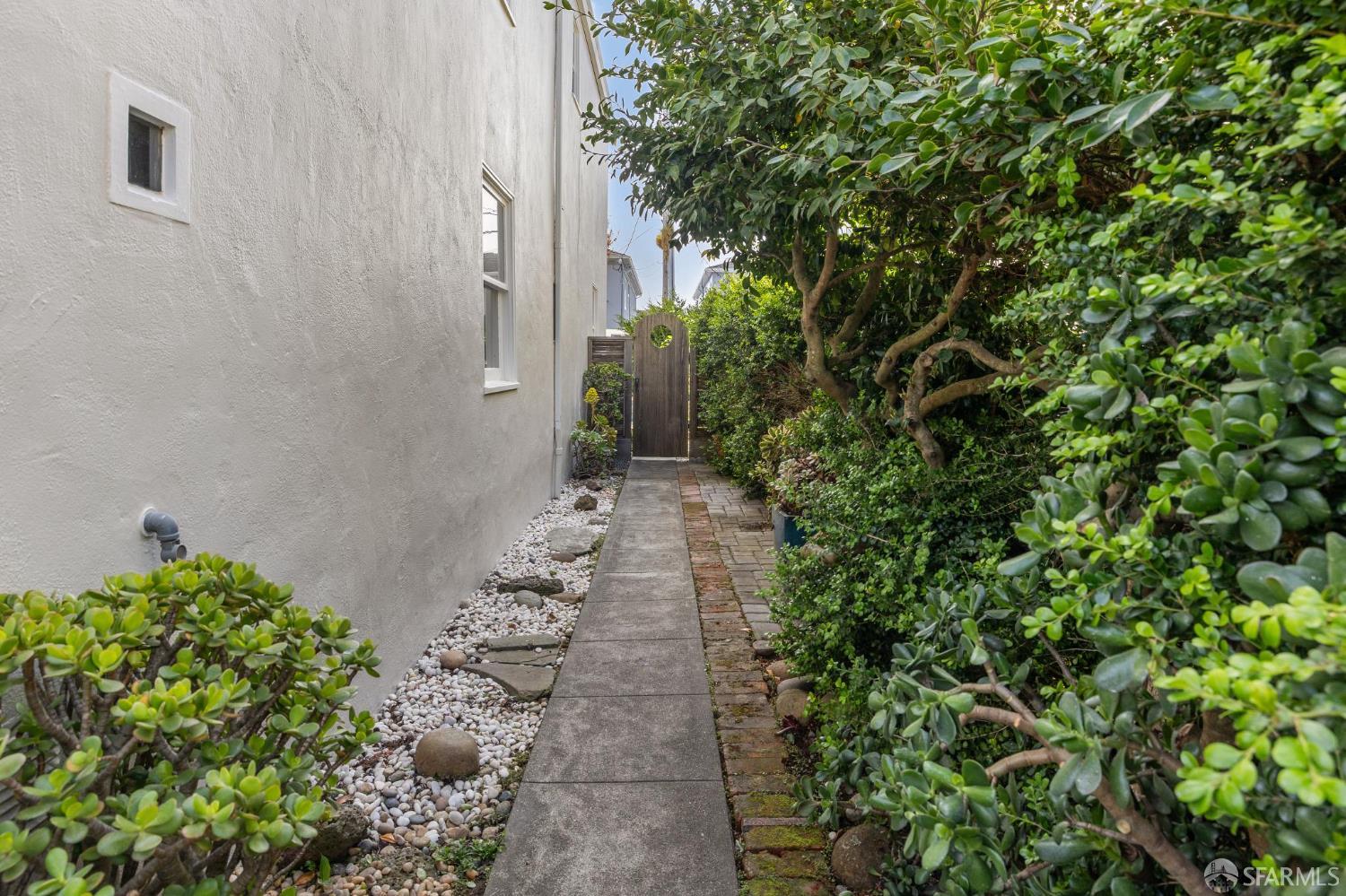 Detail Gallery Image 44 of 61 For 301 Crestlake Dr, San Francisco,  CA 94132 - 3 Beds | 3 Baths