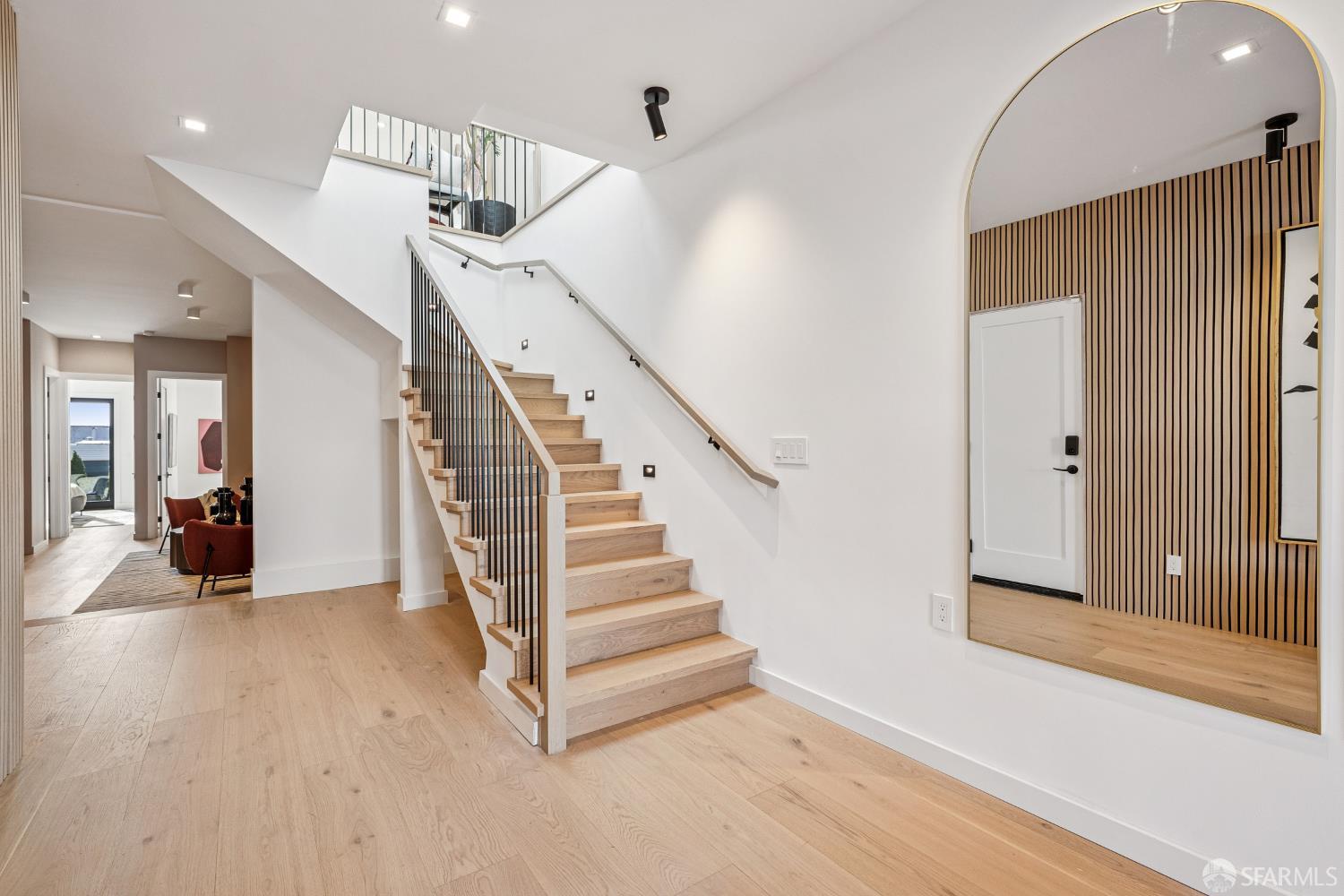 Detail Gallery Image 5 of 79 For 1827 33rd Ave, San Francisco,  CA 94122 - 4 Beds | 4 Baths