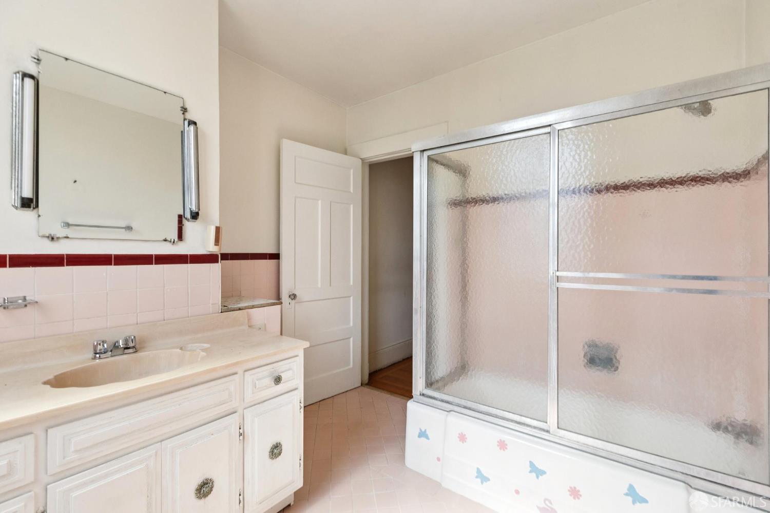 Detail Gallery Image 56 of 82 For 919 Fell St, San Francisco,  CA 94117 - 2 Beds | 1/2 Baths