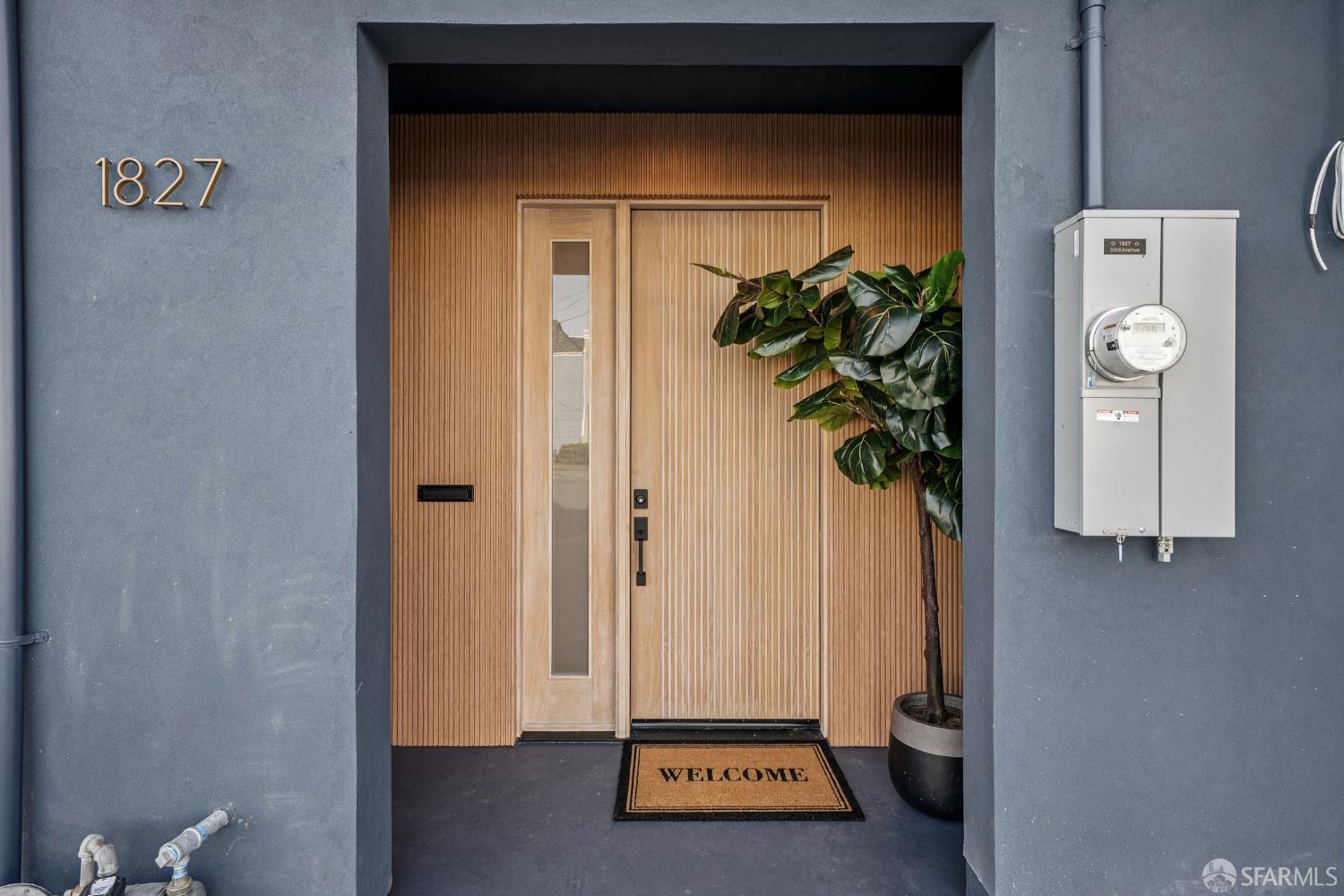 Detail Gallery Image 3 of 79 For 1827 33rd Ave, San Francisco,  CA 94122 - 4 Beds | 4 Baths