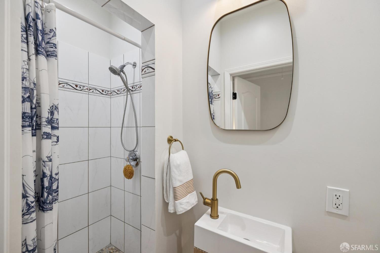 Photo #33: 425073362 Listing: Photo #33