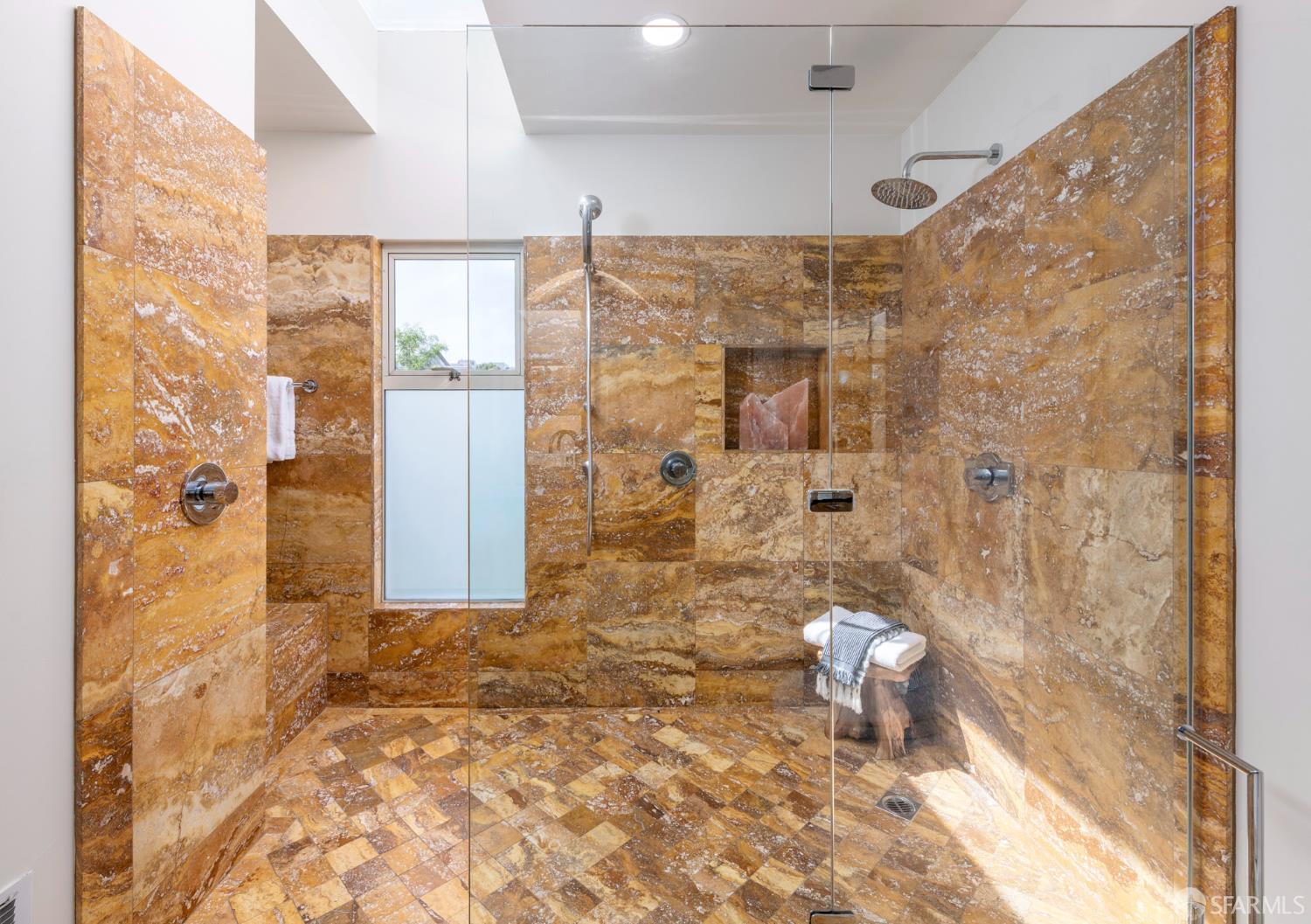 Photo #45: 426115979 Listing: Photo #45