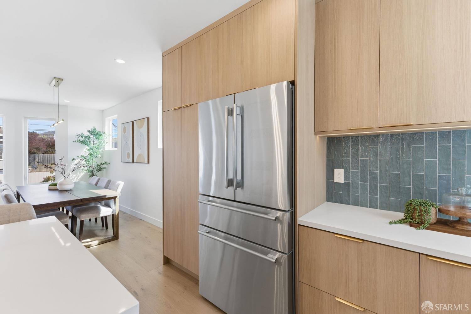 Detail Gallery Image 12 of 93 For 2479 31st Ave, San Francisco,  CA 94116 - 5 Beds | 4 Baths