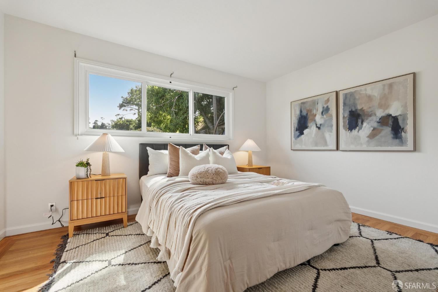 Detail Gallery Image 19 of 59 For 2031 Pinecrest Dr, San Bruno,  CA 94066 - 5 Beds | 4 Baths