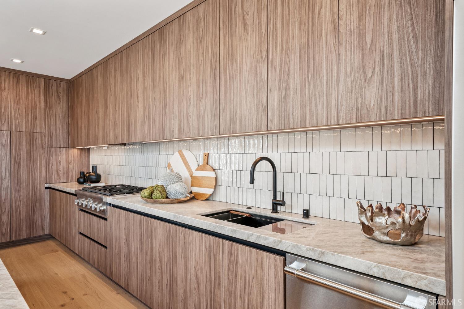 Detail Gallery Image 23 of 79 For 1827 33rd Ave, San Francisco,  CA 94122 - 4 Beds | 4 Baths