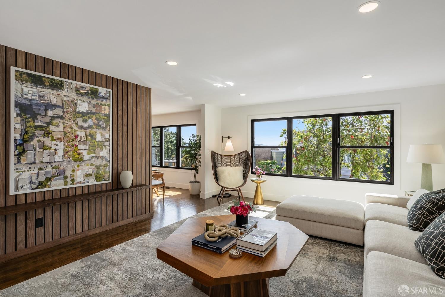 Detail Gallery Image 28 of 77 For 249 Gold Mine Dr, San Francisco,  CA 94131 - 4 Beds | 3 Baths