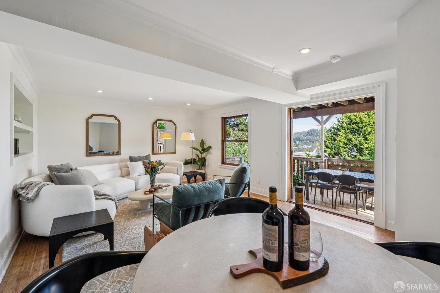 Detail Gallery Image 44 of 64 For 2062 10th Ave, San Francisco,  CA 94116 - 4 Beds | 2 Baths