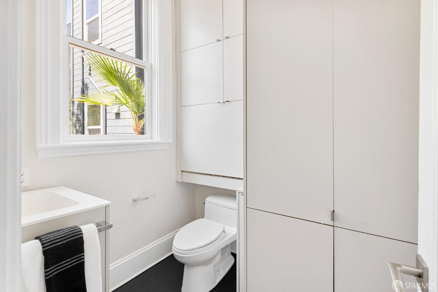 Photo #35: 426115979 Listing: Photo #35