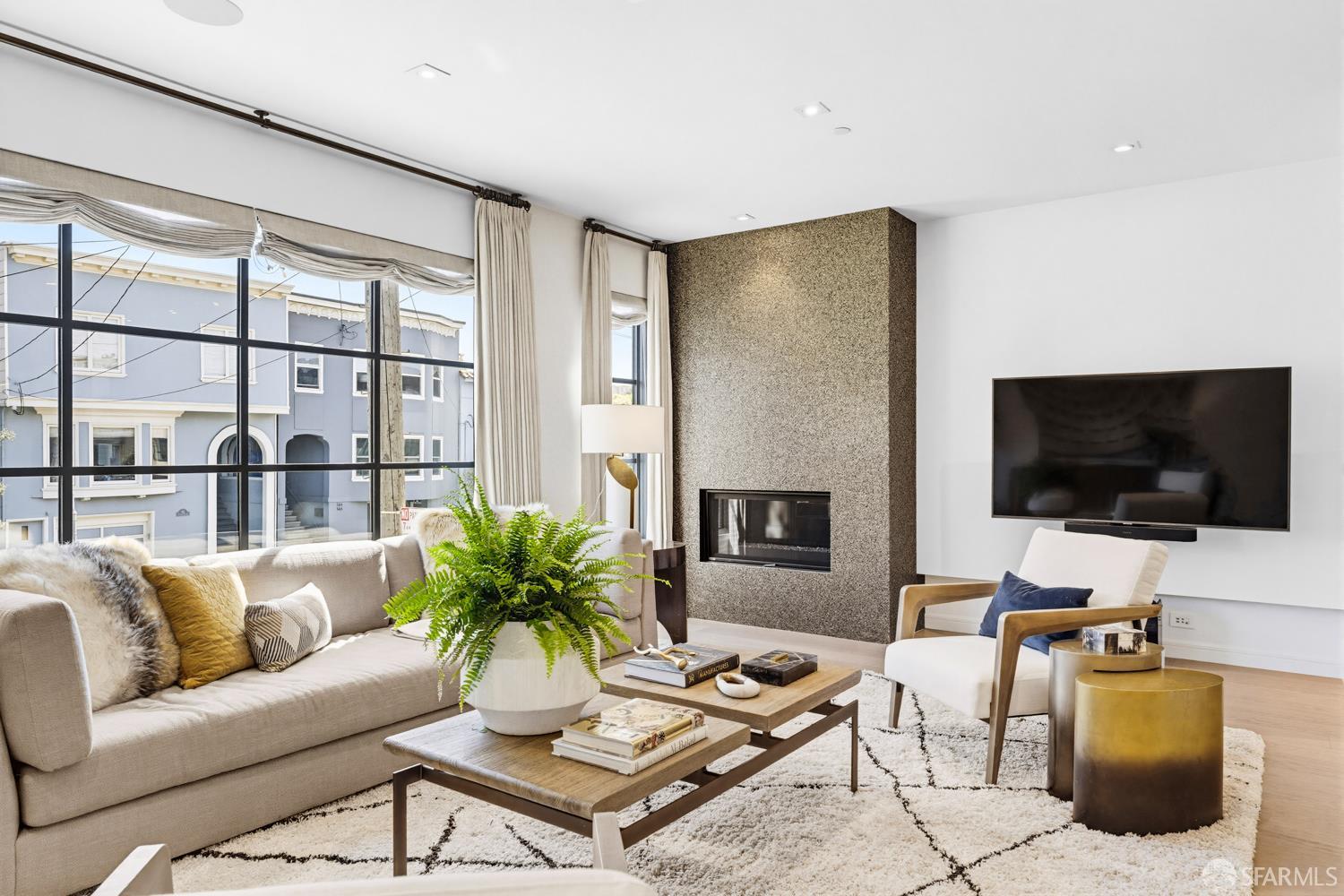 Detail Gallery Image 2 of 24 For 137 Parker Ave, San Francisco,  CA 94118 - 3 Beds | 3/1 Baths