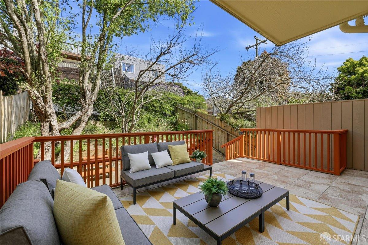 Detail Gallery Image 51 of 60 For 104 Dorado Ter, San Francisco,  CA 94112 - 5 Beds | 3/1 Baths