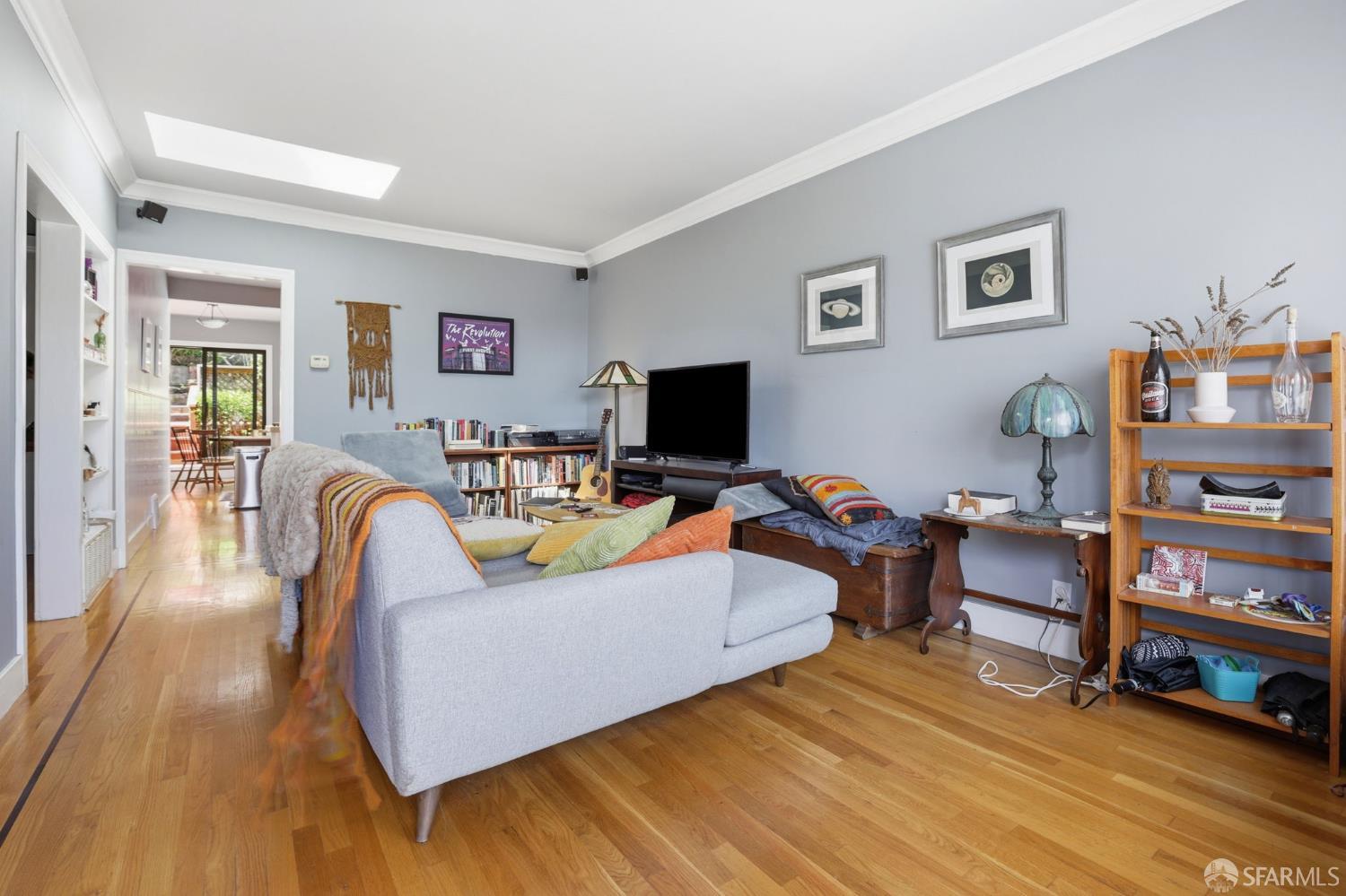 Detail Gallery Image 3 of 29 For 527 Congo St, San Francisco,  CA 94131 - 2 Beds | 1 Baths