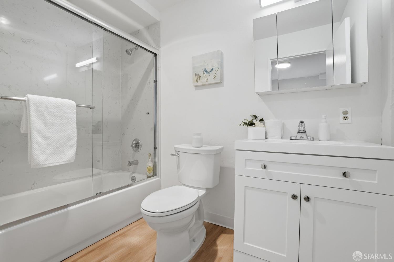 Detail Gallery Image 31 of 41 For 15 Balhi Ct, San Francisco,  CA 94112 - 2 Beds | 1 Baths