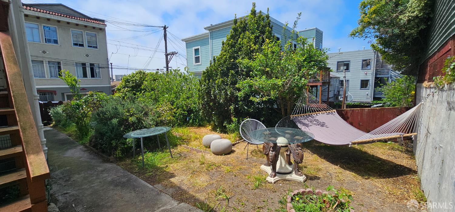 Detail Gallery Image 5 of 12 For 22 Morrell St, San Francisco,  CA 94109 - 1 Beds | 1 Baths