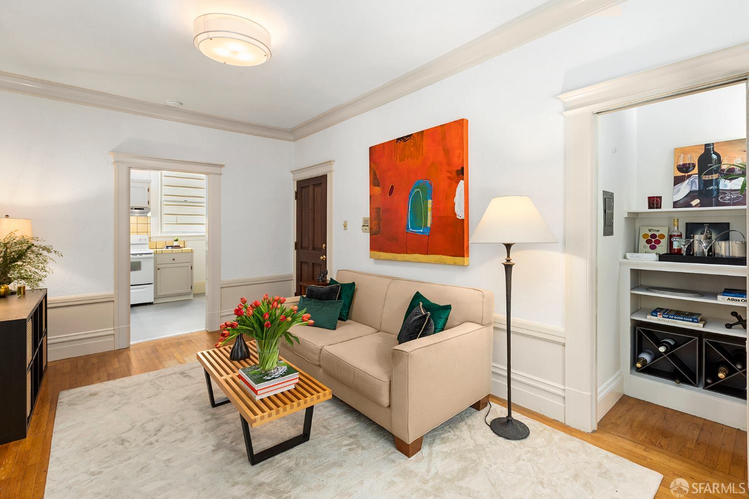 Photo #4: 426113647 Listing: Photo #4