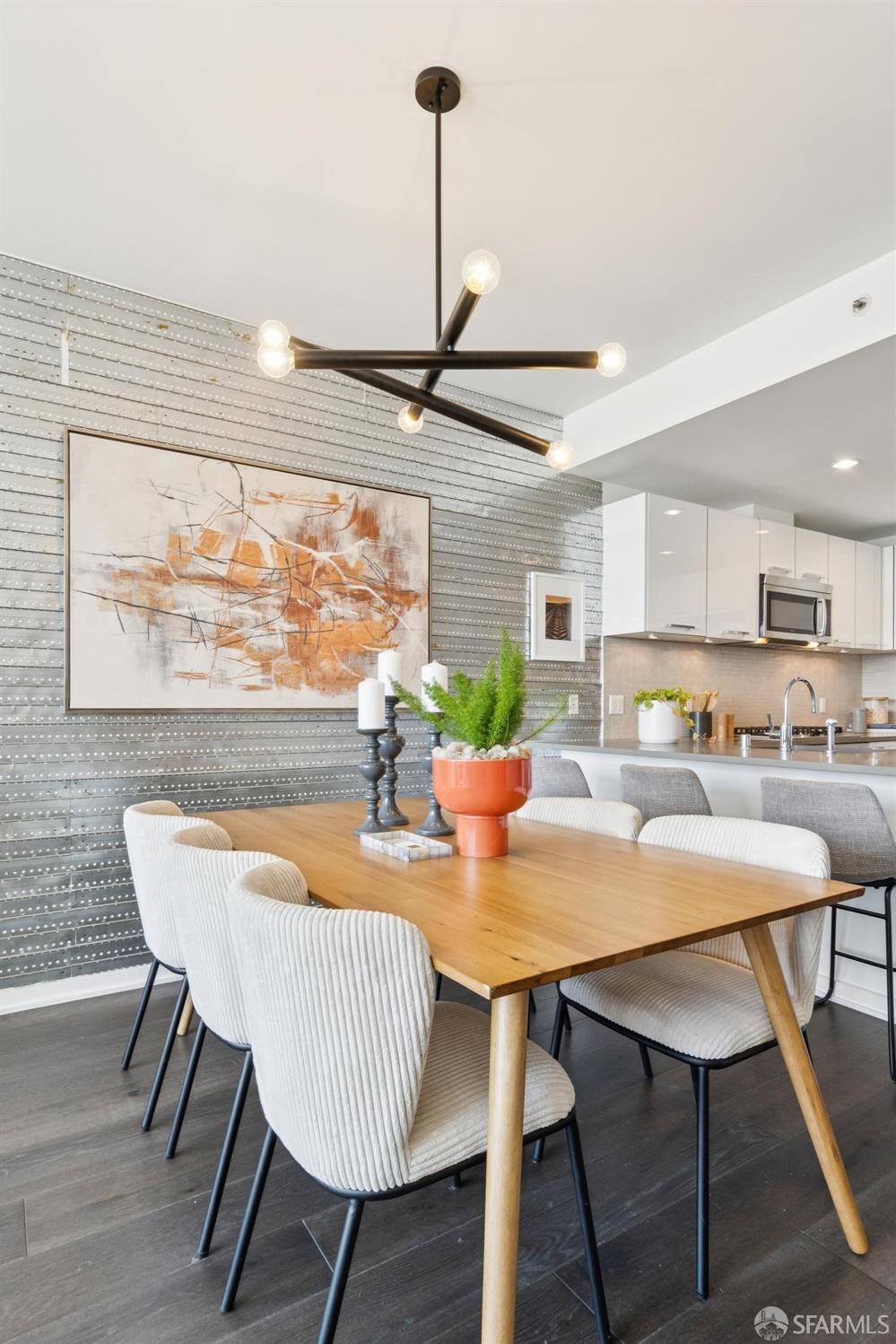 Photo #8: 426105943 Listing: Photo #8