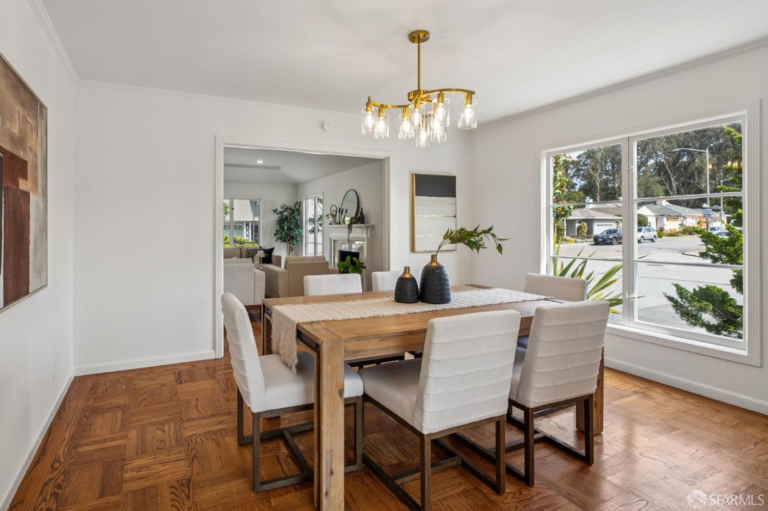 Detail Gallery Image 14 of 61 For 301 Crestlake Dr, San Francisco,  CA 94132 - 3 Beds | 3 Baths