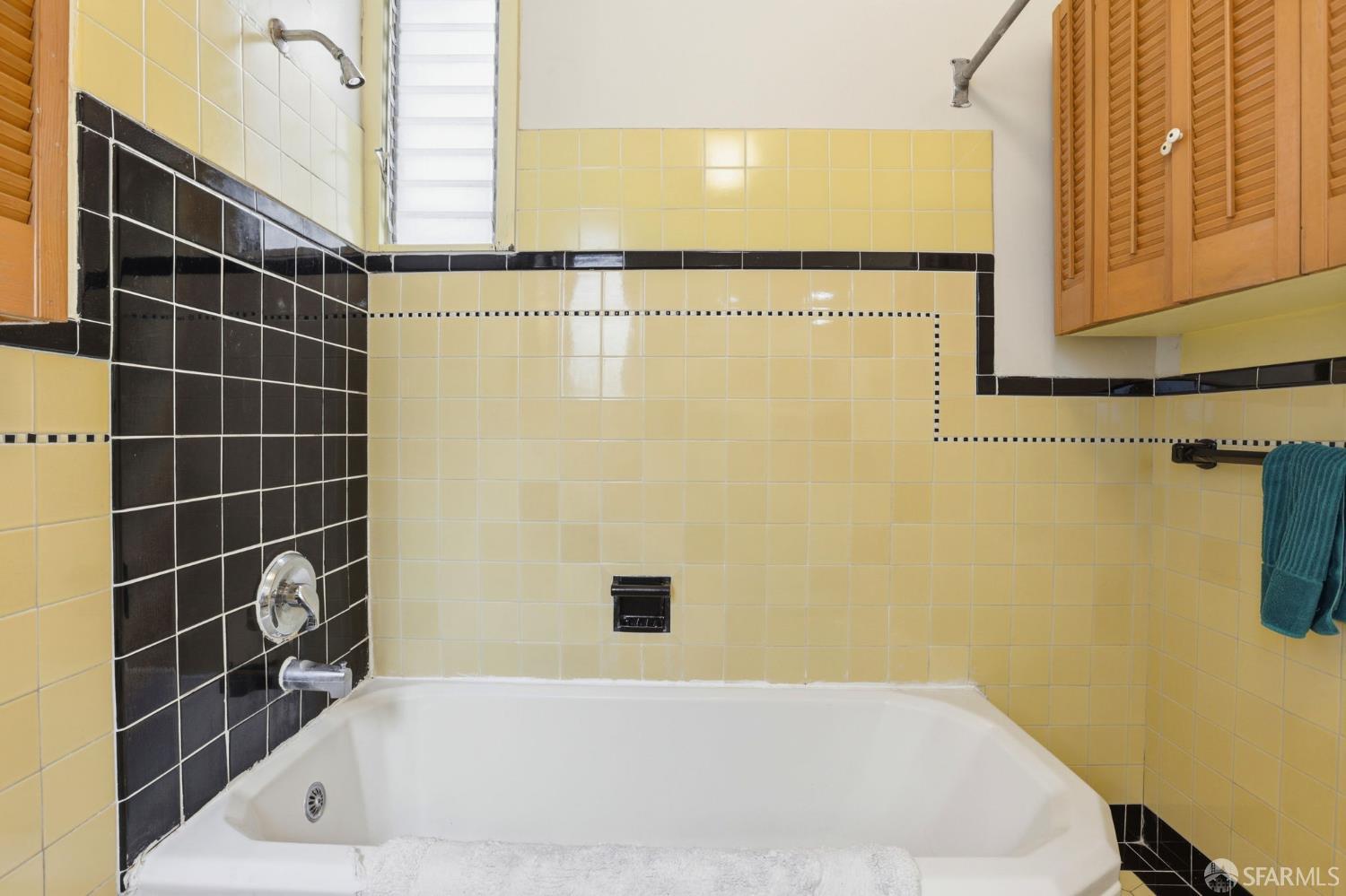 Detail Gallery Image 37 of 45 For 1319 Cole St, San Francisco,  CA 94117 - – Beds | – Baths