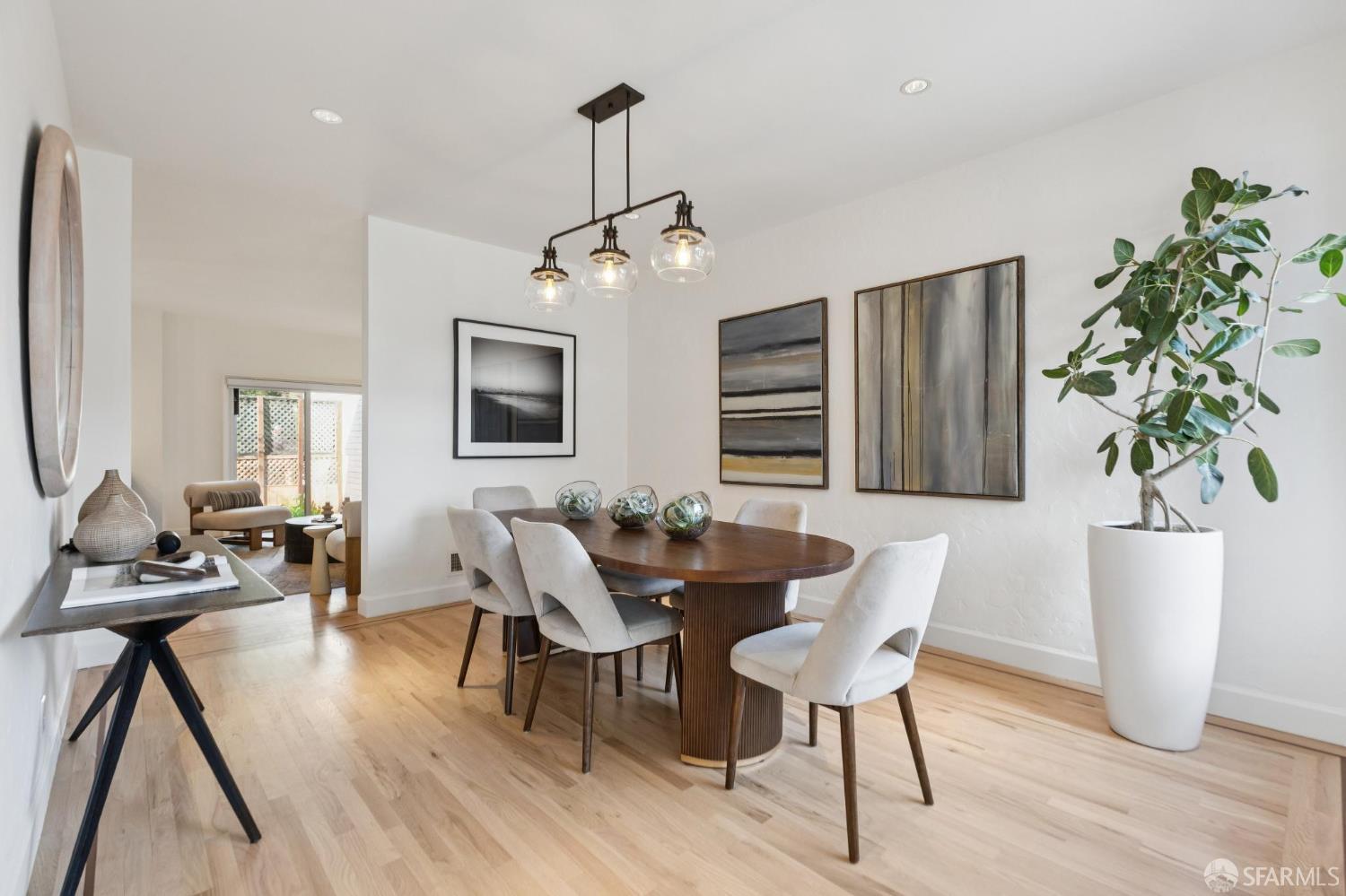 Detail Gallery Image 18 of 74 For 2473 Diamond St, San Francisco,  CA 94131 - 3 Beds | 2/1 Baths