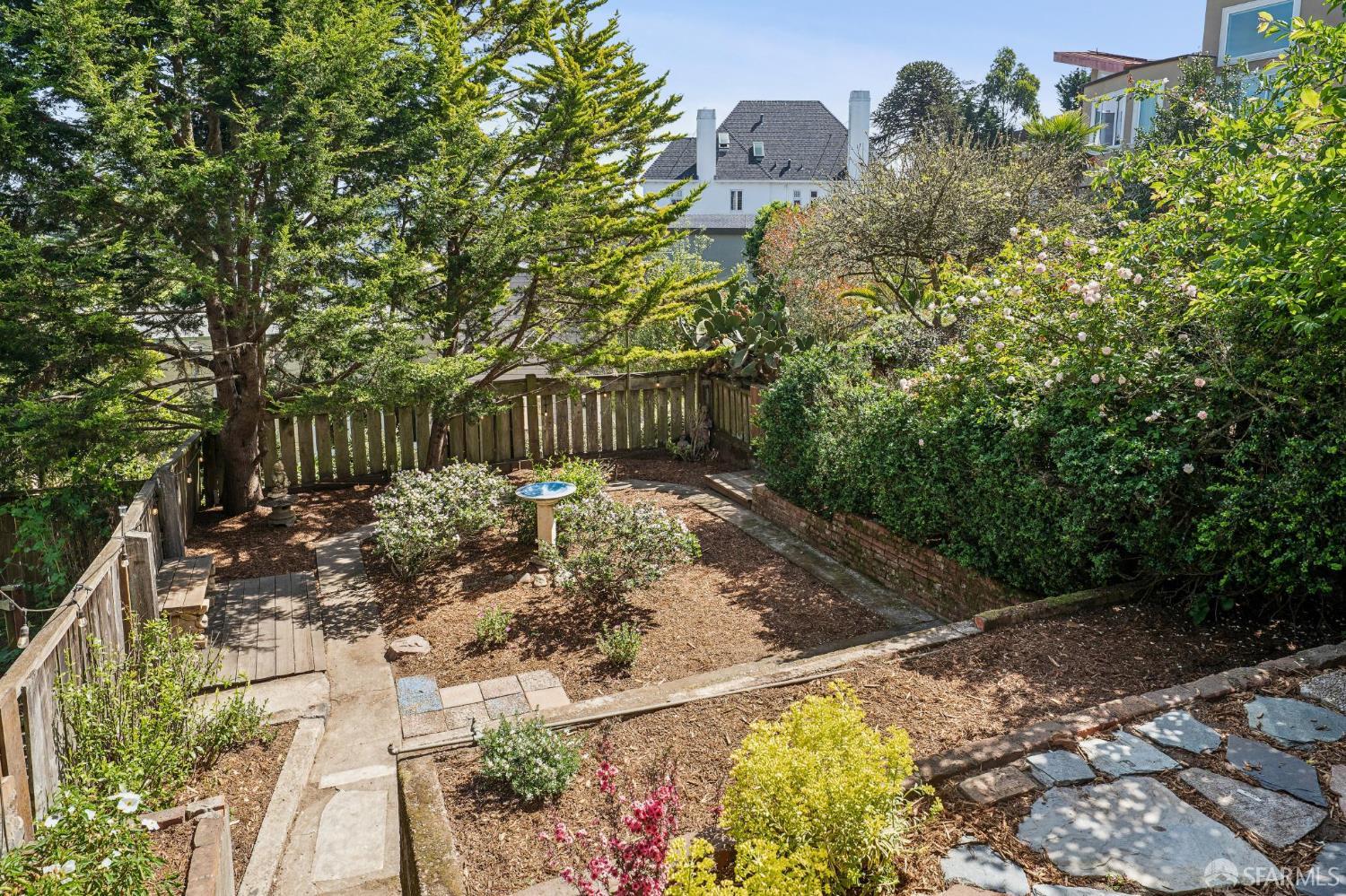 Detail Gallery Image 49 of 64 For 2062 10th Ave, San Francisco,  CA 94116 - 4 Beds | 2 Baths