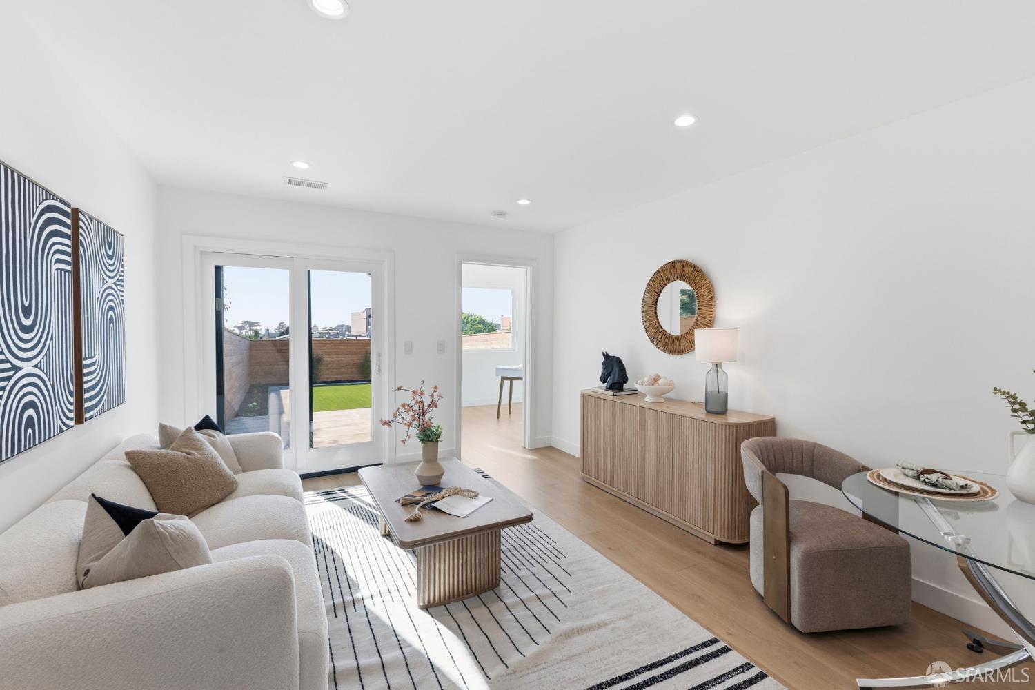 Detail Gallery Image 21 of 93 For 2479 31st Ave, San Francisco,  CA 94116 - 5 Beds | 4 Baths