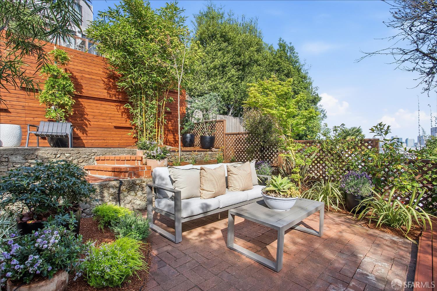 Detail Gallery Image 17 of 32 For 768 De Haro St, San Francisco,  CA 94107 - 2 Beds | 2 Baths