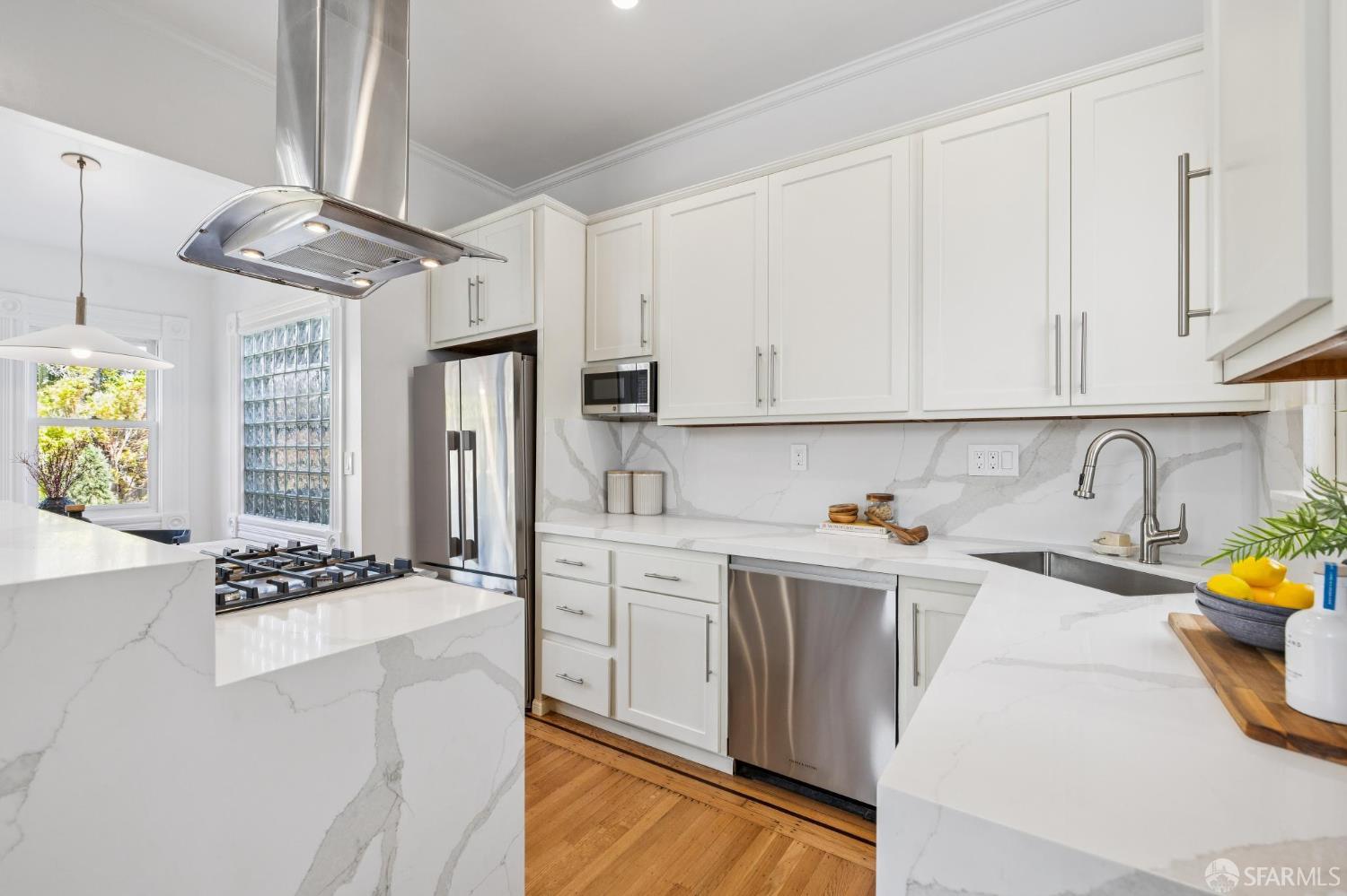 Detail Gallery Image 20 of 59 For 356 Valley St, San Francisco,  CA 94131 - 3 Beds | 2 Baths