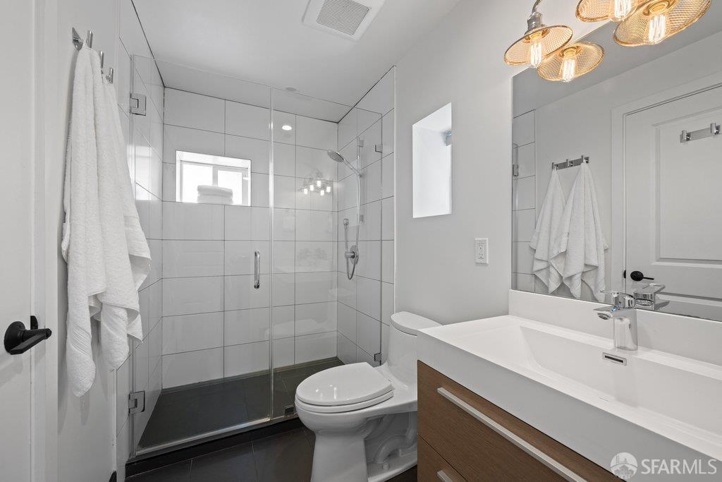 Detail Gallery Image 35 of 57 For 156 Midcrest Way, San Francisco,  CA 94131 - 3 Beds | 2 Baths