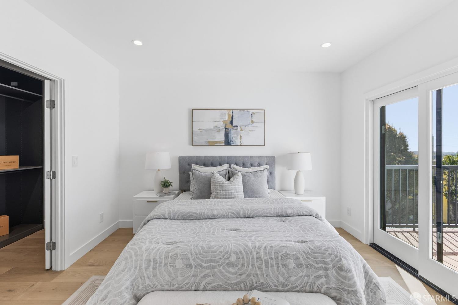 Detail Gallery Image 39 of 93 For 2479 31st Ave, San Francisco,  CA 94116 - 5 Beds | 4 Baths