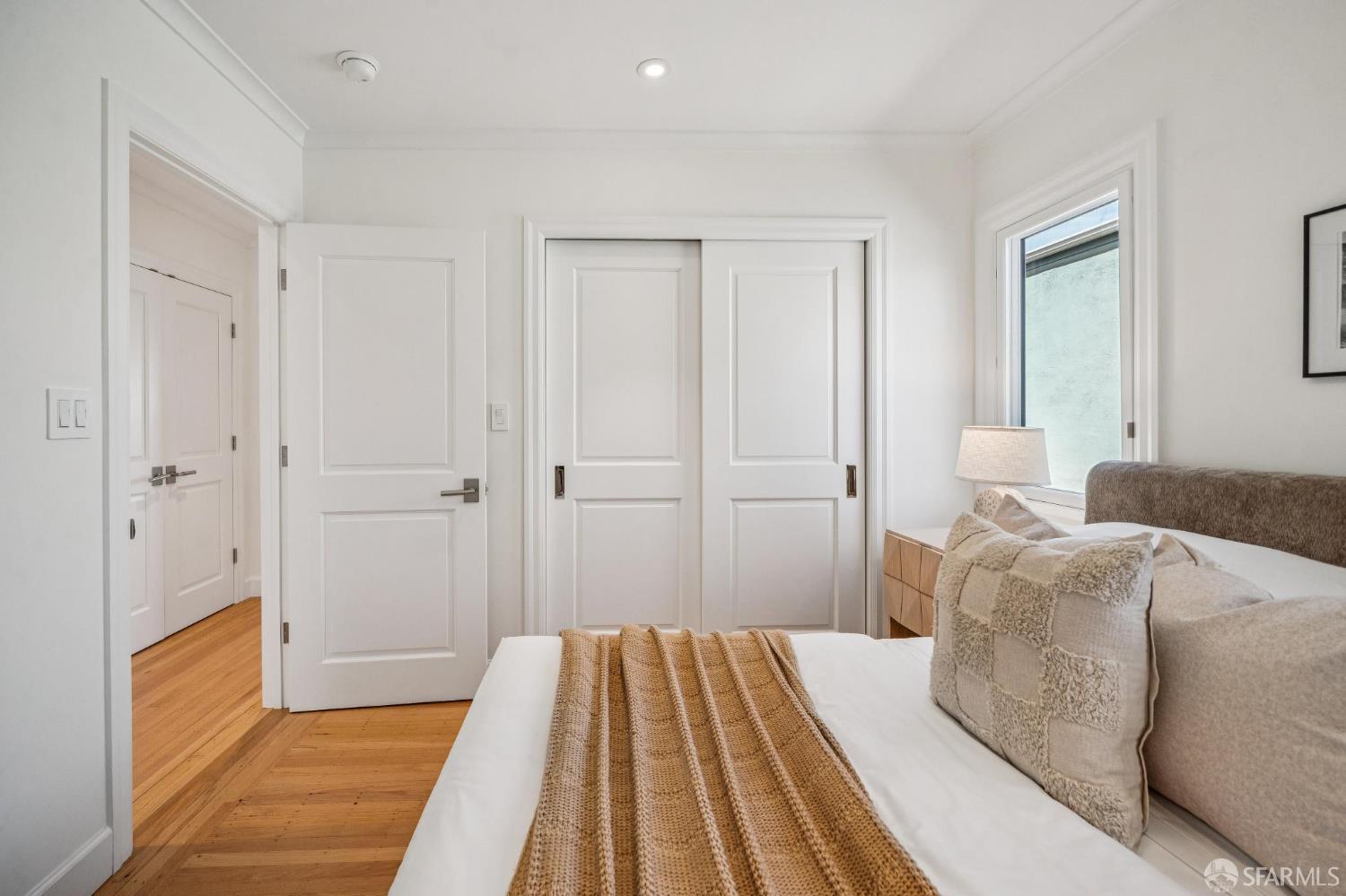 Detail Gallery Image 49 of 94 For 79 Collins St, San Francisco,  CA 94109 - 5 Beds | 3/1 Baths