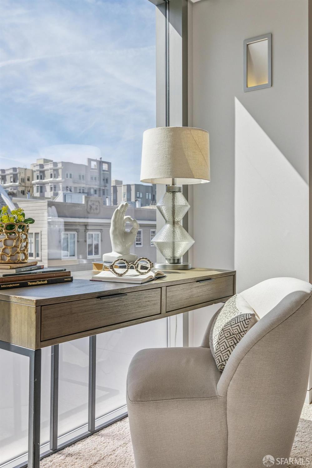 Detail Gallery Image 42 of 88 For 1170 Chestnut St, San Francisco,  CA 94109 - 4 Beds | 3/1 Baths