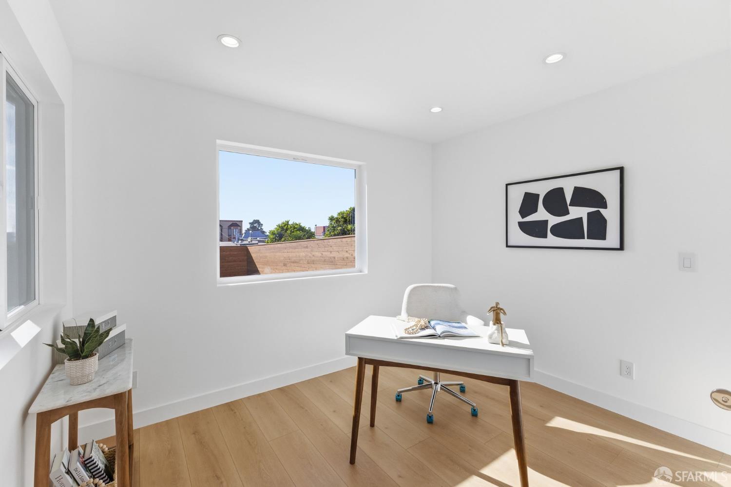 Detail Gallery Image 24 of 93 For 2479 31st Ave, San Francisco,  CA 94116 - 5 Beds | 4 Baths