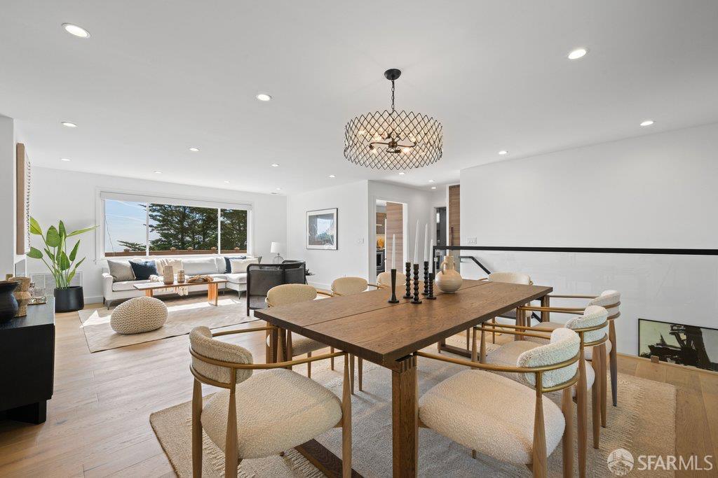 Detail Gallery Image 13 of 57 For 156 Midcrest Way, San Francisco,  CA 94131 - 3 Beds | 2 Baths