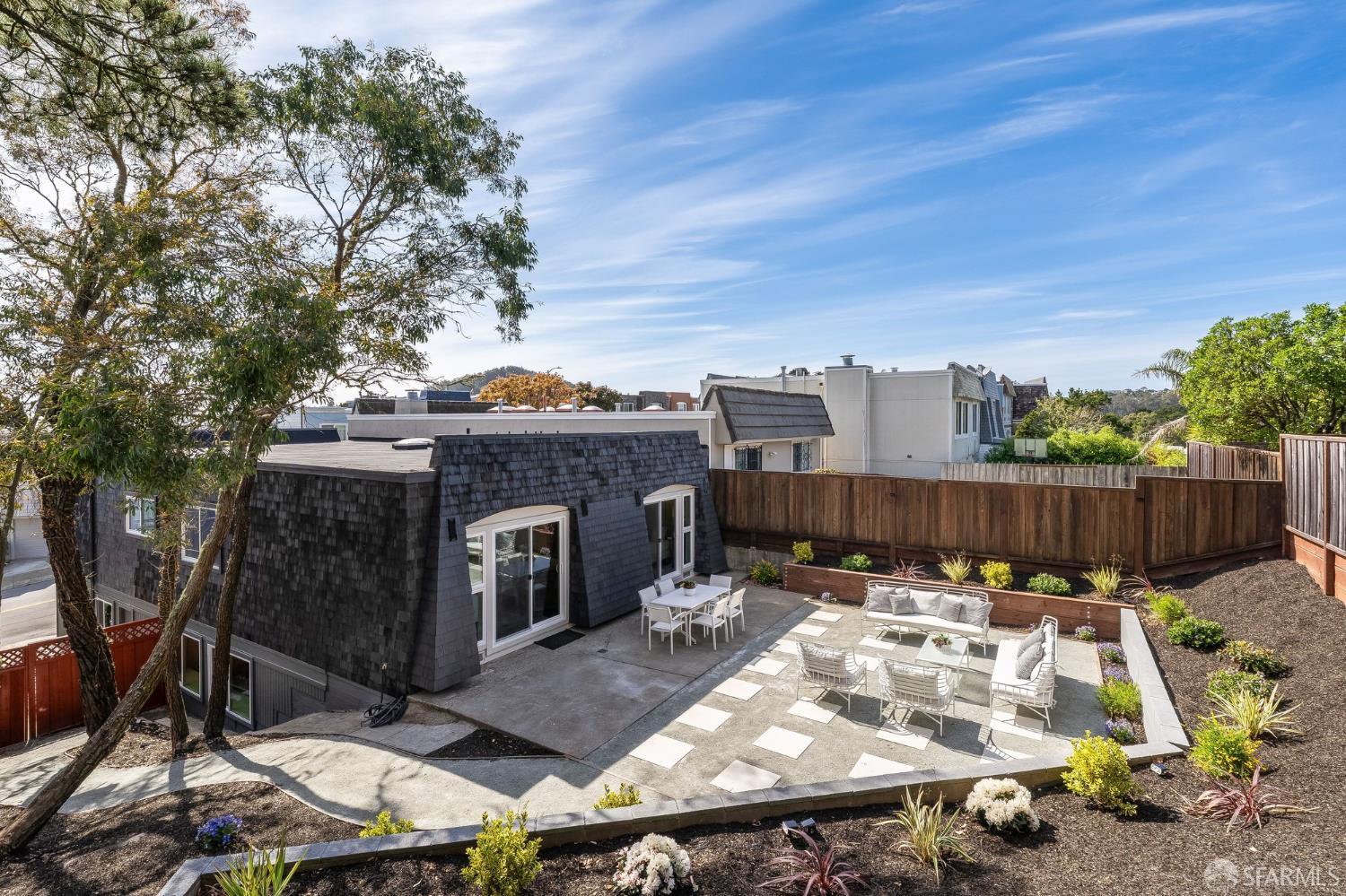 Detail Gallery Image 68 of 77 For 249 Gold Mine Dr, San Francisco,  CA 94131 - 4 Beds | 3 Baths