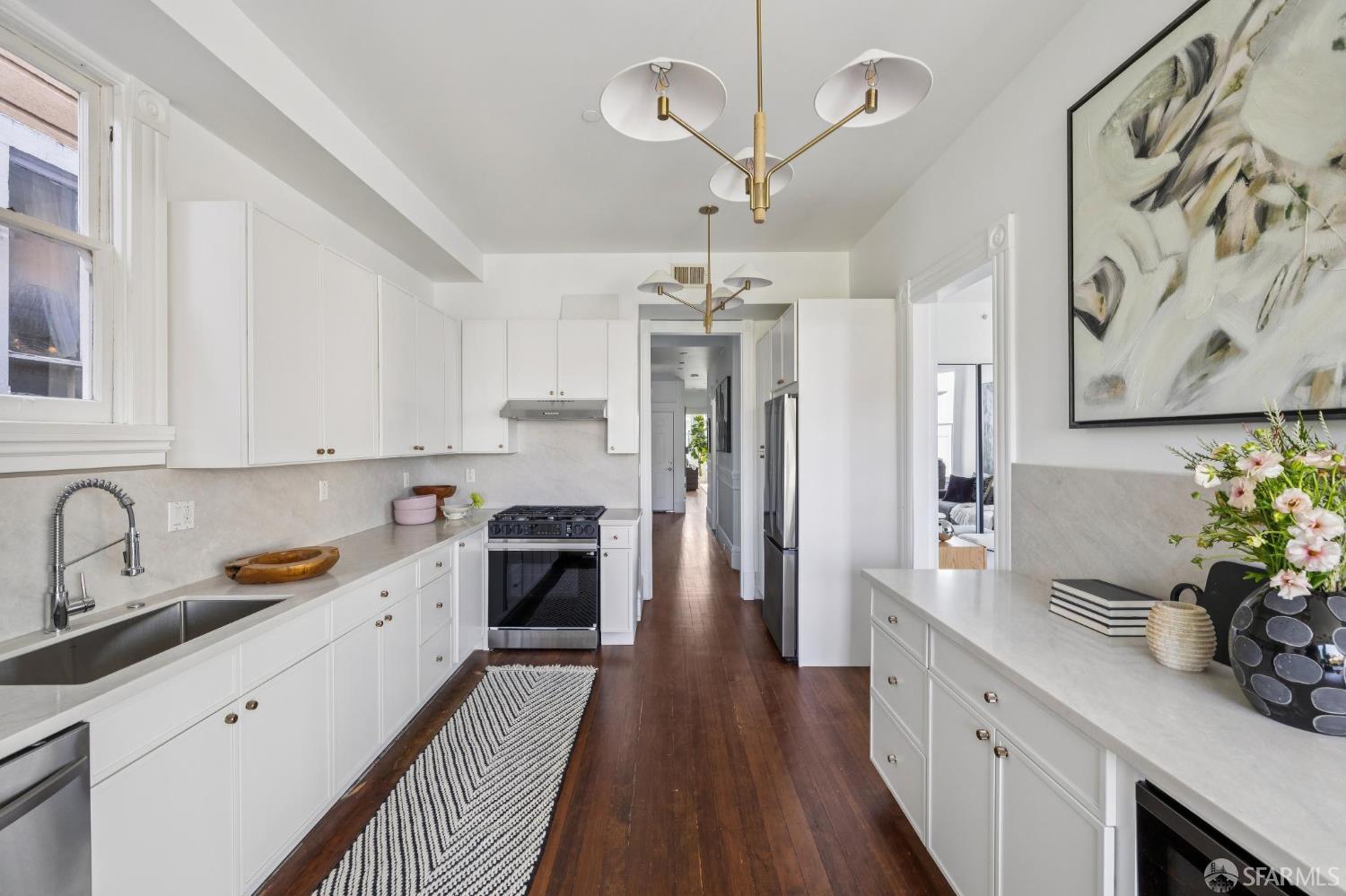 Photo #11: 426116036 Listing: Photo #11