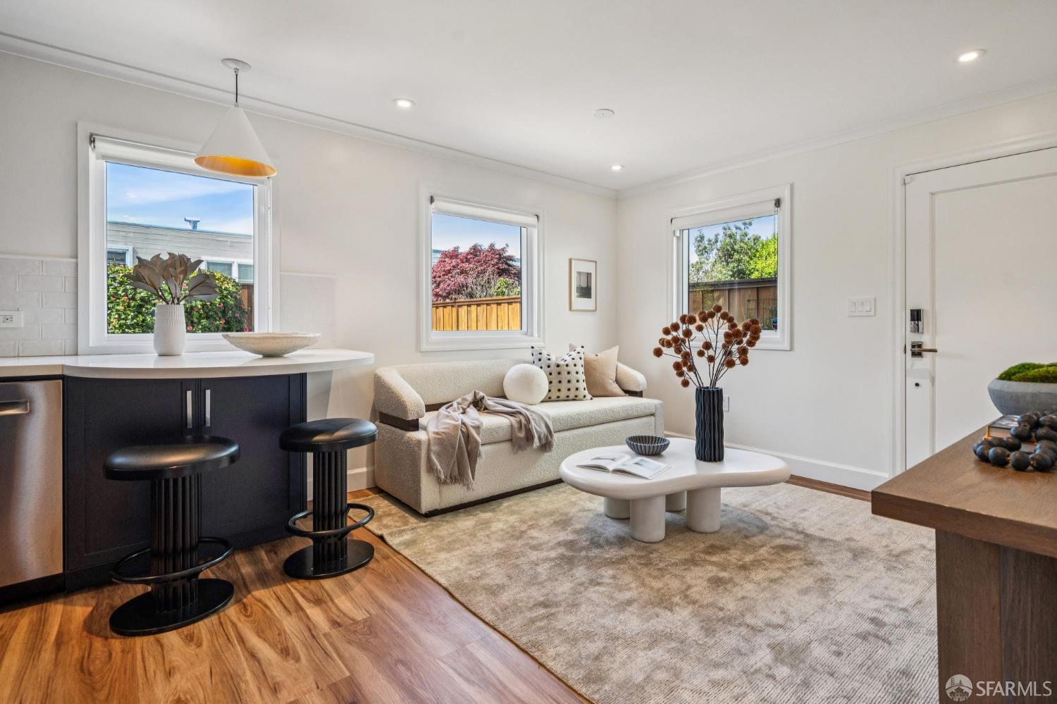 Detail Gallery Image 55 of 94 For 79 Collins St, San Francisco,  CA 94109 - 5 Beds | 3/1 Baths