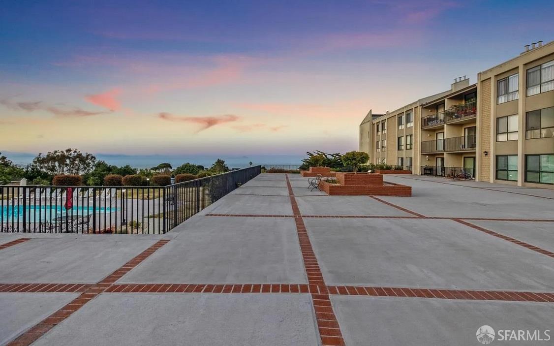 Detail Gallery Image 18 of 22 For 1550 Frontera Way #109,  Millbrae,  CA 94030 - 2 Beds | 2 Baths