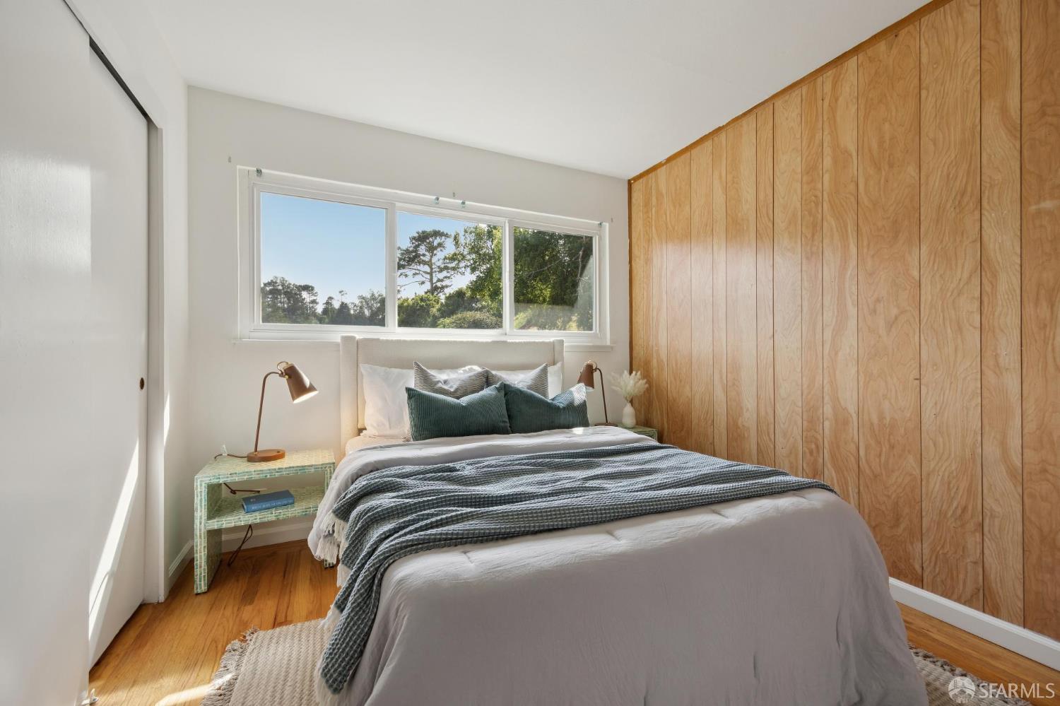 Detail Gallery Image 30 of 59 For 2031 Pinecrest Dr, San Bruno,  CA 94066 - 5 Beds | 4 Baths