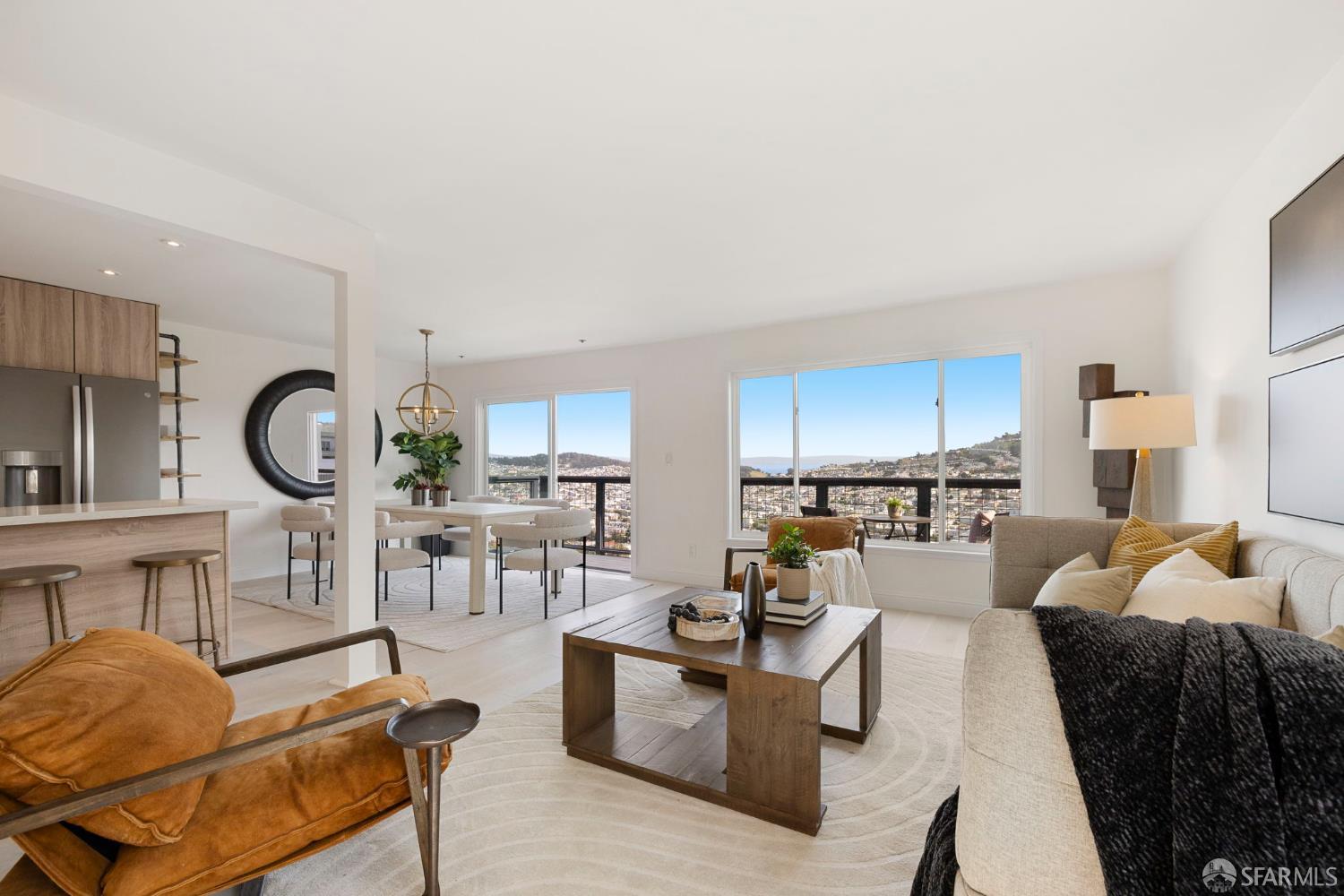 Detail Gallery Image 8 of 75 For 199 Margaret Ave, San Francisco,  CA 94112 - 5 Beds | 3 Baths