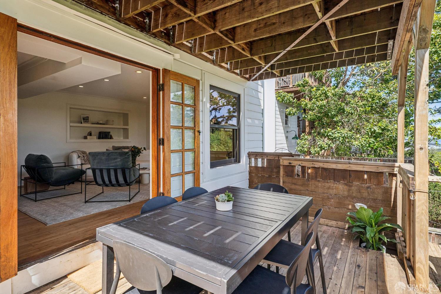 Detail Gallery Image 48 of 64 For 2062 10th Ave, San Francisco,  CA 94116 - 4 Beds | 2 Baths